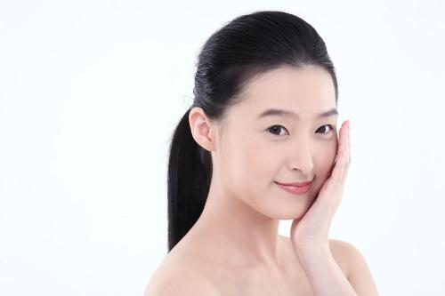 <a href='http://m.syhxdzs.com/'>皮膚管理培訓</a>,雙眼皮的7大好處(一)